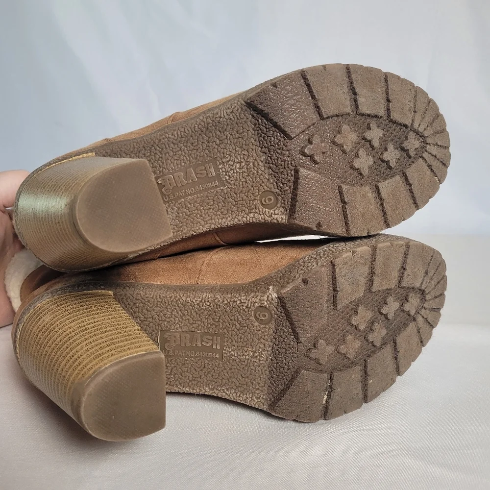 Brash Chestnut Brown Faux Suede Laceup Ankle Booties Shearling Top Size 9